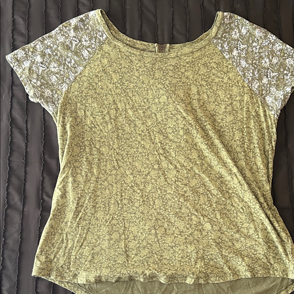 Lucky Brand Green Floral Women's Top - Picture 2 of 8